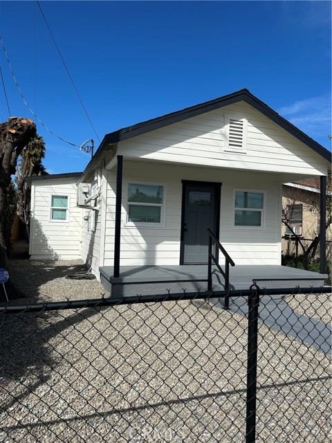 Front Image Thumbnail for CRHD26039098