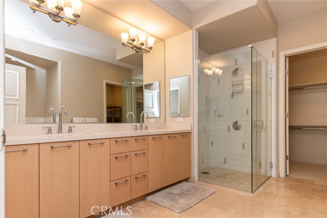 Detail Gallery Image 22 of 41 For 305 Caruso, Glendale,  CA 91210 - 2 Beds | 3 Baths