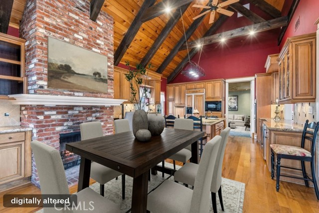 Detail Gallery Image 9 of 41 For 28070 West Shore Rd, Lake Arrowhead,  CA 92352 - 4 Beds | 2/1 Baths