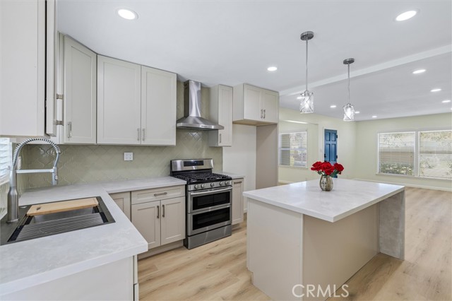 Detail Gallery Image 2 of 35 For 12155 Dunrobin, Downey,  CA 90242 - 3 Beds | 2 Baths