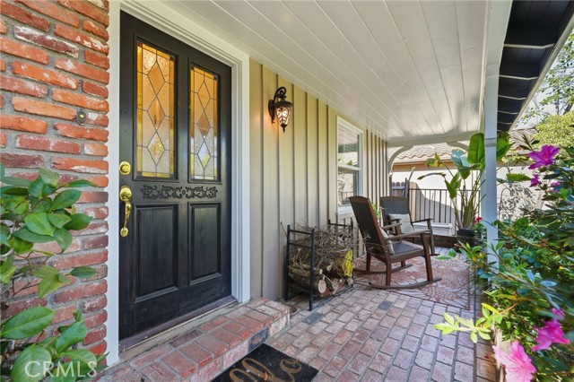 Detail Gallery Image 6 of 45 For 4963 Haskell, Encino,  CA 91436 - 4 Beds | 2 Baths