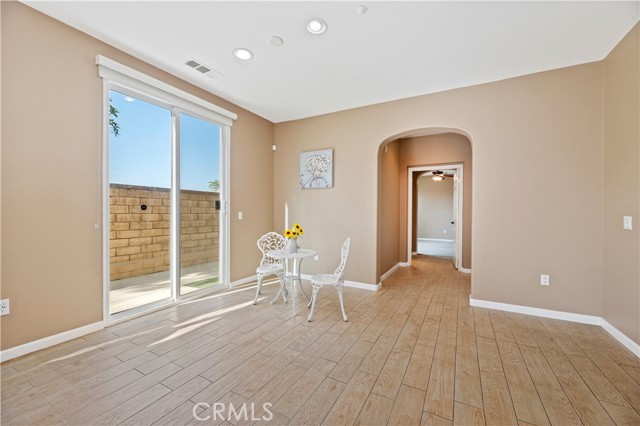 Detail Gallery Image 9 of 36 For 4304 Owens St #104,  Corona,  CA 92883 - 2 Beds | 2 Baths