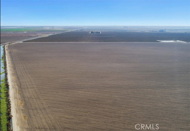 4645 Ave 120, Corcoran CA: https://media.crmls.org/medias/7ac0083d-9013-450e-9f20-b0af11fc451c.jpg