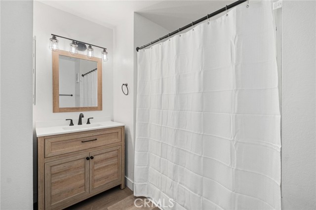 Detail Gallery Image 9 of 21 For 505 W 5th St #204,  Long Beach,  CA 90802 - 2 Beds | 2 Baths