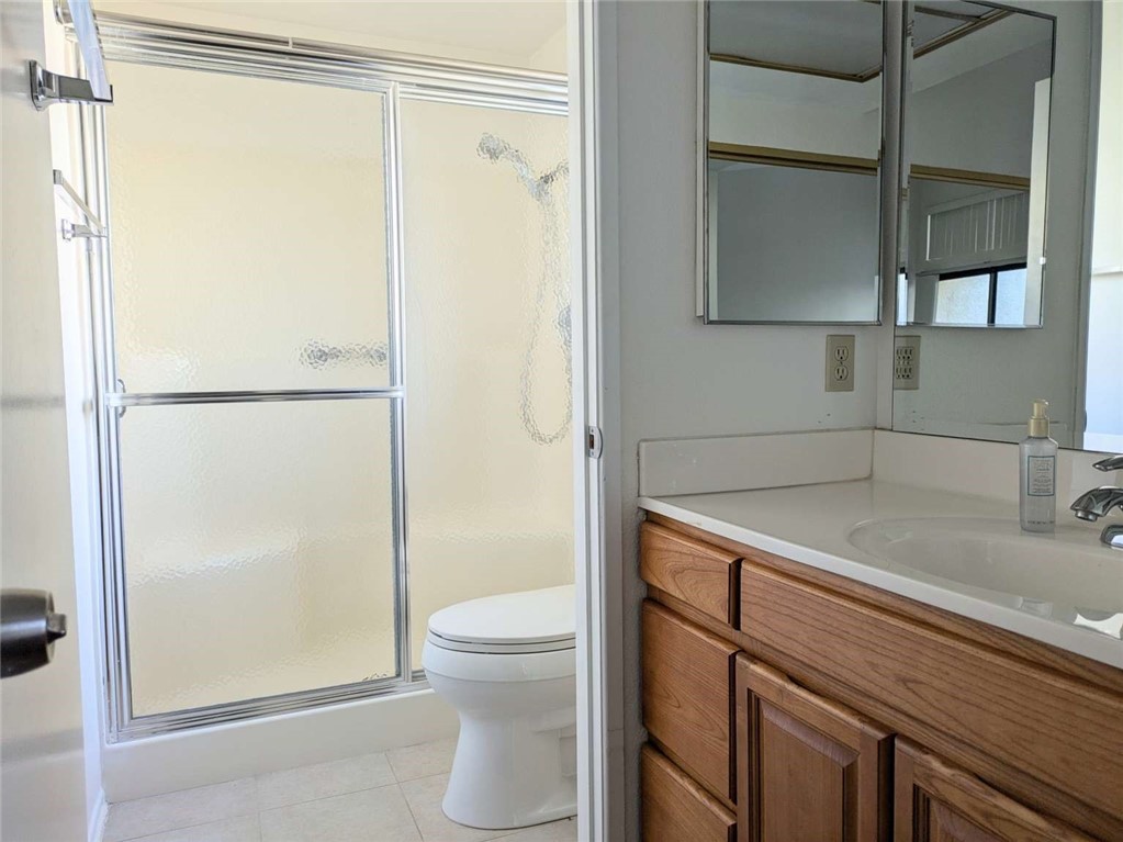 Detail Gallery Image 11 of 21 For 15911 Alta Vista Dr 705c,  La Mirada,  CA 90638 - 2 Beds | 2 Baths