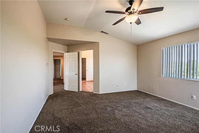 Image 19 of 48 For 35602 Driftwood Street