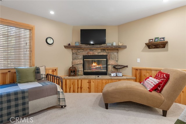 Detail Gallery Image 24 of 52 For 261 Crater Lake, Big Bear Lake,  CA 92315 - 3 Beds | 2 Baths