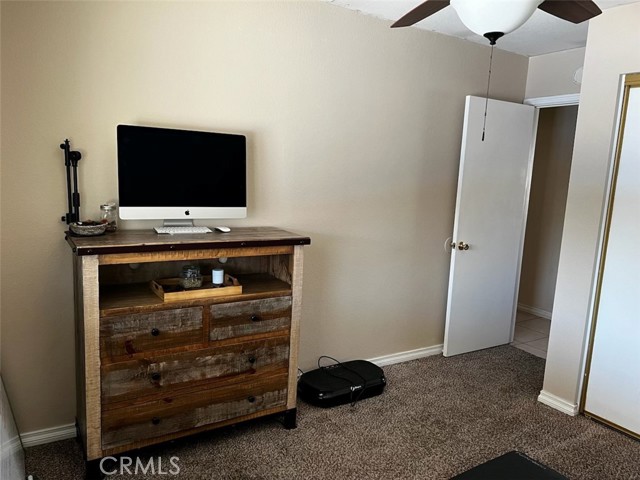 Detail Gallery Image 14 of 26 For 985 Basalt Ct, Hemet,  CA 92543 - 4 Beds | 2 Baths