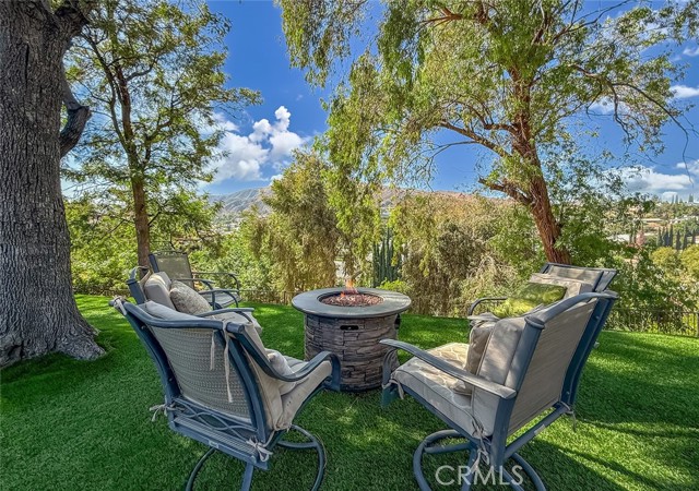 17547 Rushing Drive, Granada Hills CA: https://media.crmls.org/medias/7ac31fe5-bc73-4a24-9974-733a7132cd29.jpg
