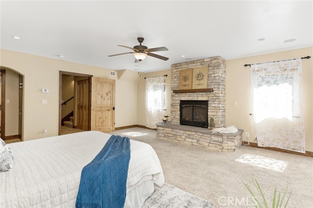 Image 24 of 39 For 1036 Venus Way