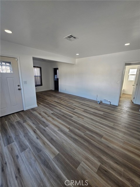 Detail Gallery Image 4 of 10 For 3968 Platt Ave, Lynwood,  CA 90262 - 3 Beds | 1 Baths