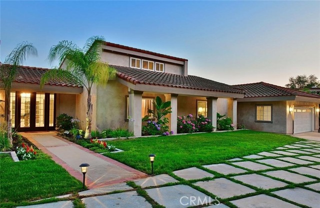 940 N Silent Ranch Drive, Glendora CA: https://media.crmls.org/medias/7ac55d46-798c-4ecf-9f5f-b5d896aebc17.jpg