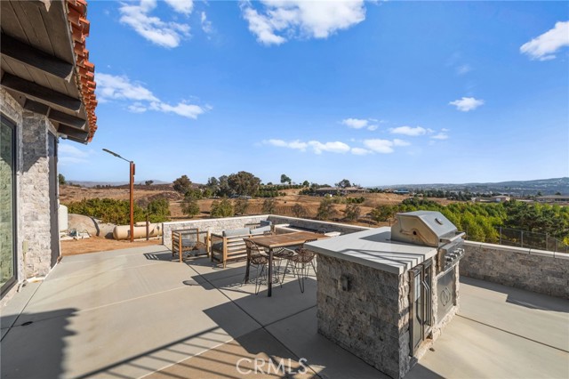 38225 Camino Sierra Road, Temecula CA: https://media.crmls.org/medias/7ac5c5d0-c3d8-44b6-aa7e-776dd060e44b.jpg