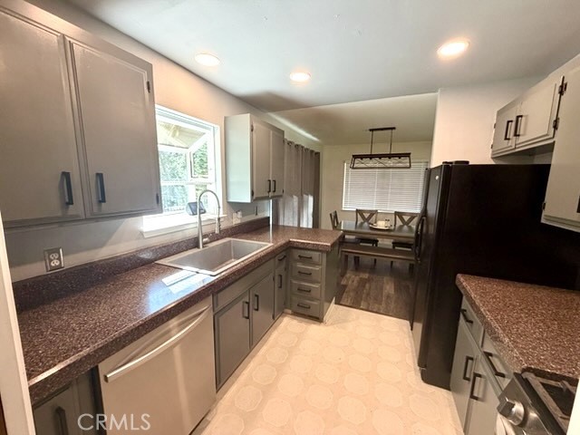 Detail Gallery Image 9 of 36 For 4728 Hartley, Forest Ranch,  CA 95942 - 3 Beds | 2 Baths