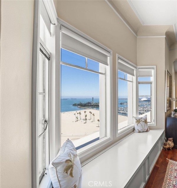 Detail Gallery Image 3 of 51 For 800 E Ocean Bld #1505,  Long Beach,  CA 90802 - 2 Beds | 2 Baths