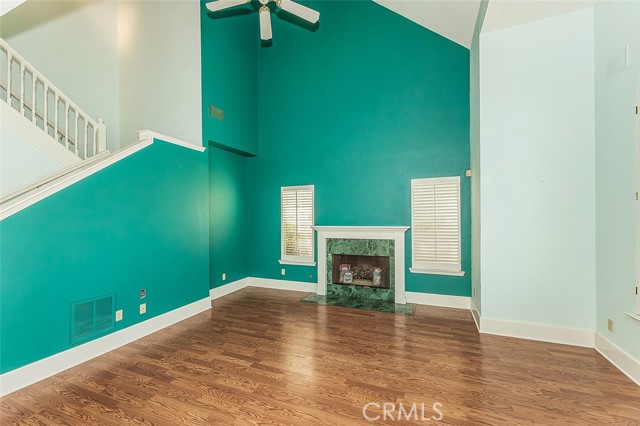 Detail Gallery Image 5 of 52 For 1094 E Monticello Cir, Fresno,  CA 93720 - 4 Beds | 2 Baths