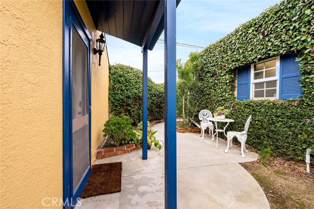 Image 33 of 34 For 3755 Olive  