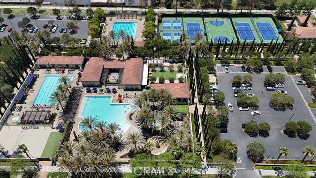 50 Winding Way, Irvine CA: https://media.crmls.org/medias/7ac82c14-164c-41c5-8f6c-37b6b8b33e96.jpg