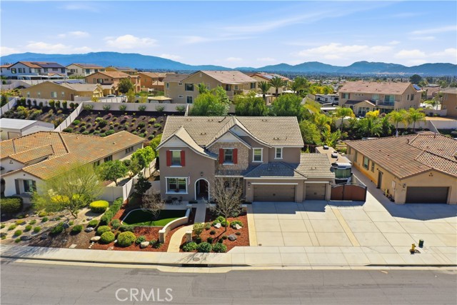 Detail Gallery Image 3 of 40 For 37686 Golden Eagle Ave, Murrieta,  CA 92563 - 4 Beds | 3/1 Baths