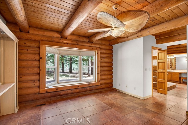 Detail Gallery Image 9 of 35 For 15756 Fitzgerald Ct, Forest Ranch,  CA 95942 - 2 Beds | 3 Baths