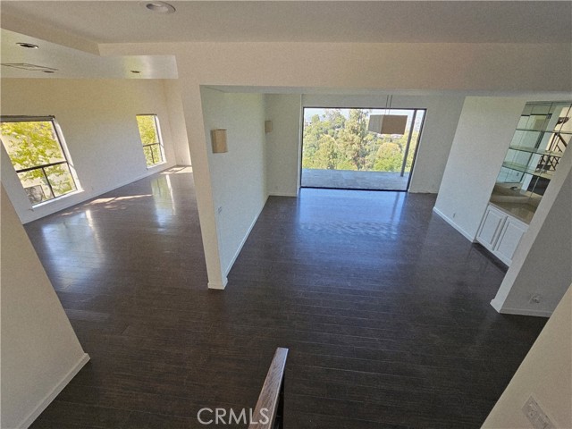 3622 Roberts View Place, Studio City CA: https://media.crmls.org/medias/7ac9eec5-4b6c-4f38-ad7e-54d7ebfa627d.jpg