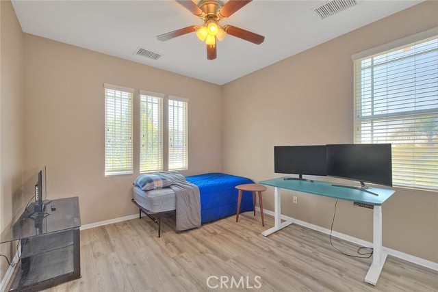 Detail Gallery Image 15 of 42 For 36644 Bay Hill Dr, Beaumont,  CA 92223 - 4 Beds | 3/1 Baths