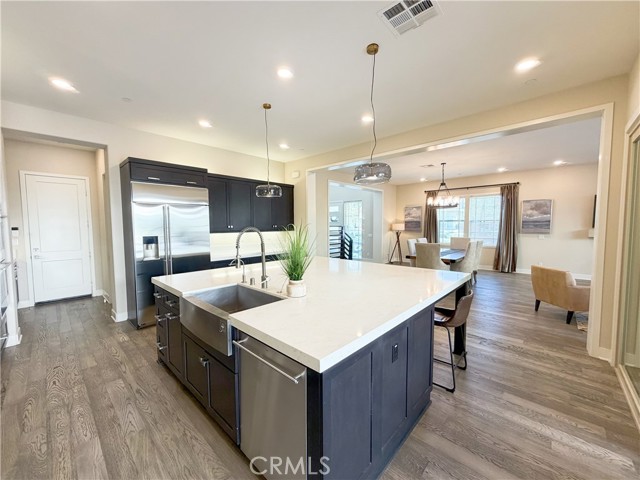 Detail Gallery Image 16 of 46 For 64 Turnstone, Irvine,  CA 92618 - 4 Beds | 4/1 Baths