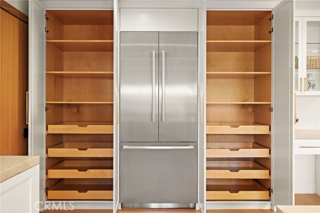 Image 17 of 46 For 15609 Huston Street