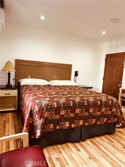 Image 16 of 22 For 5850 Olympic