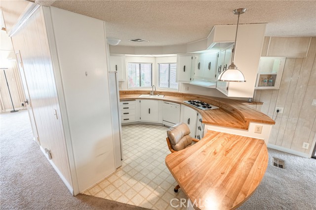 Detail Gallery Image 4 of 26 For 2981 Blue Spruce, Hemet,  CA 92545 - 2 Beds | 2 Baths