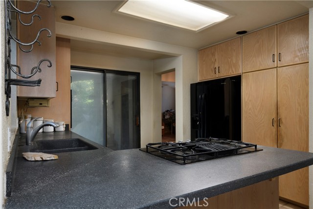 Detail Gallery Image 7 of 22 For 3059 Sycamore Ave, La Crescenta,  CA 91214 - 2 Beds | 2 Baths