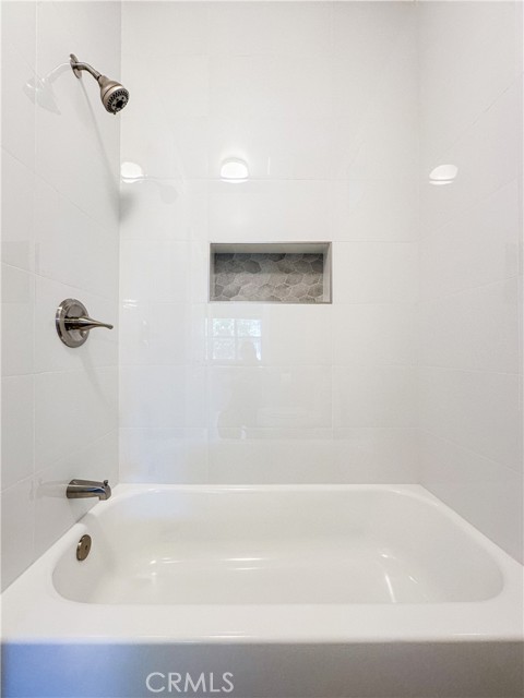 1012 S Country Glen Way, Anaheim CA: https://media.crmls.org/medias/7acb70e2-39fd-434c-845f-d257030afcf3.jpg