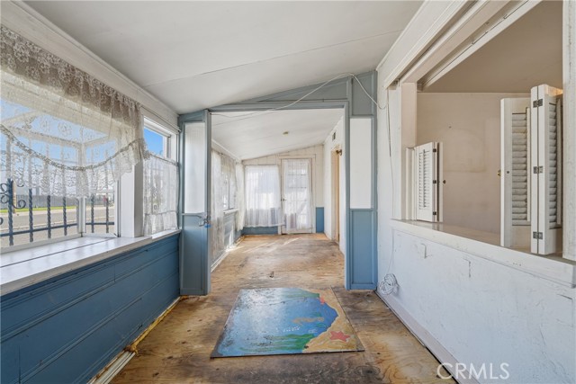 Detail Gallery Image 6 of 15 For 16203 Orange, Paramount,  CA 90723 - 4 Beds | 2 Baths