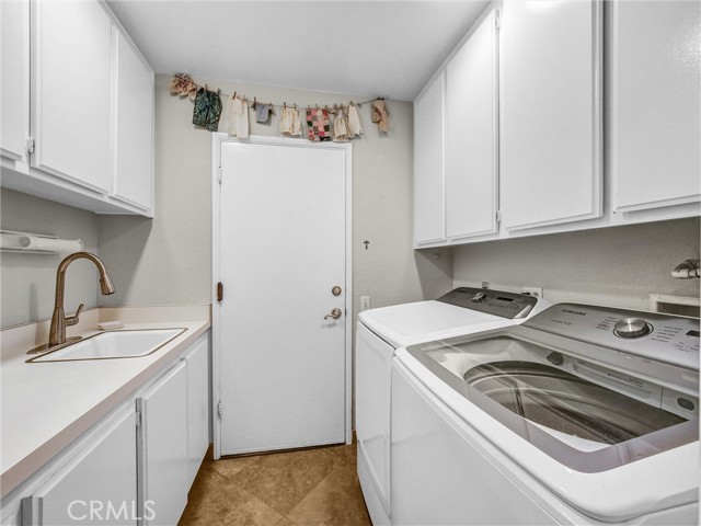 Detail Gallery Image 17 of 21 For 5425 Brentwood Pl, Yorba Linda,  CA 92887 - 4 Beds | 2/1 Baths