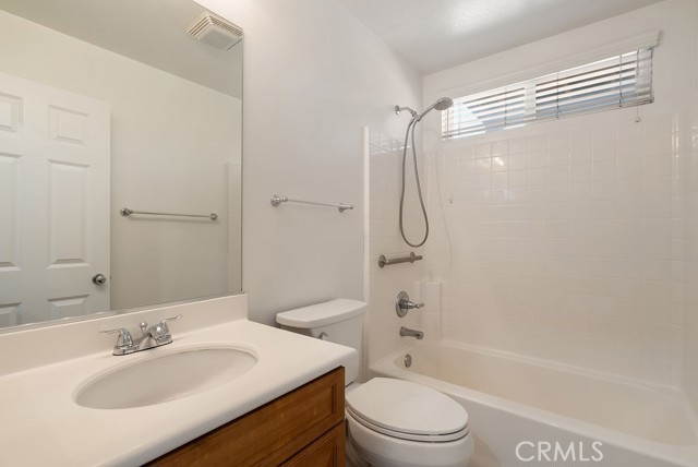 Detail Gallery Image 31 of 73 For 182 Monument, Perris,  CA 92570 - 5 Beds | 4/1 Baths