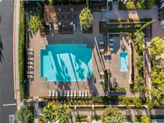 Detail Gallery Image 28 of 35 For 11244 Paseo Del Cielo, Porter Ranch,  CA 91326 - 2 Beds | 2 Baths