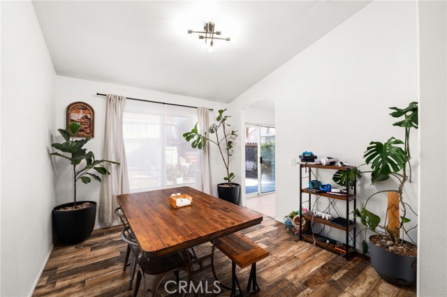 Detail Gallery Image 11 of 48 For 31856 Granville, Winchester,  CA 92596 - 4 Beds | 2 Baths