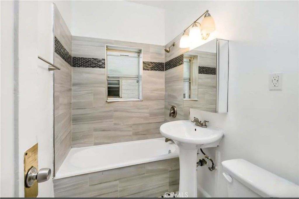 MLS #SR25257221 image #5