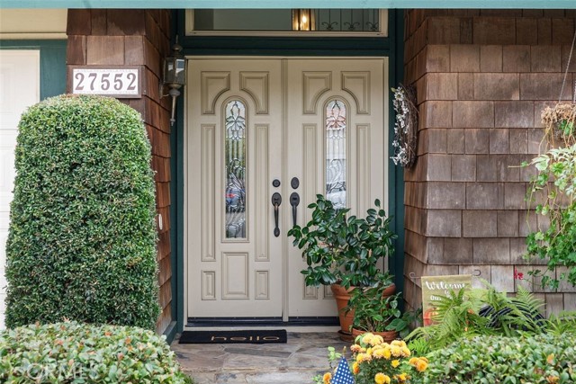 27552 Berdun, Mission Viejo CA: https://media.crmls.org/medias/7acf73f7-6792-461f-a007-3fc44887143a.jpg