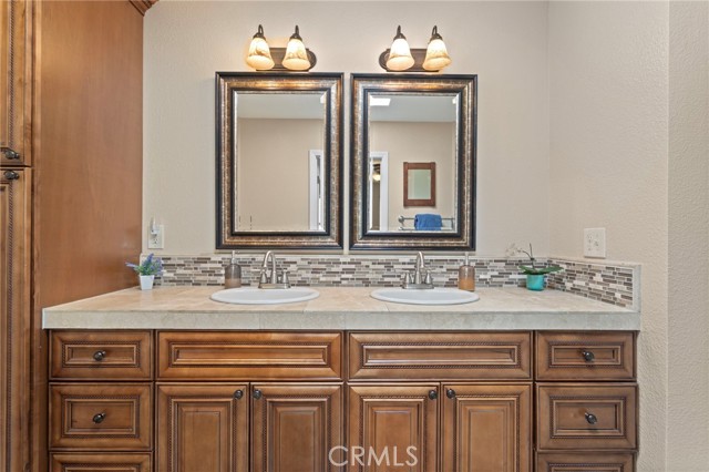 Detail Gallery Image 9 of 22 For 74300 Velardo Dr, Palm Desert,  CA 92260 - 4 Beds | 2 Baths