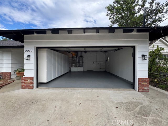 2212 Linda Flora Drive, Los Angeles CA: https://media.crmls.org/medias/7ad09ce9-61f9-45ec-8da9-9d2971772140.jpg