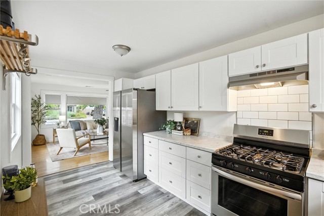 Detail Gallery Image 14 of 24 For 324 W 16th St, Chico,  CA 95928 - 3 Beds | 2 Baths