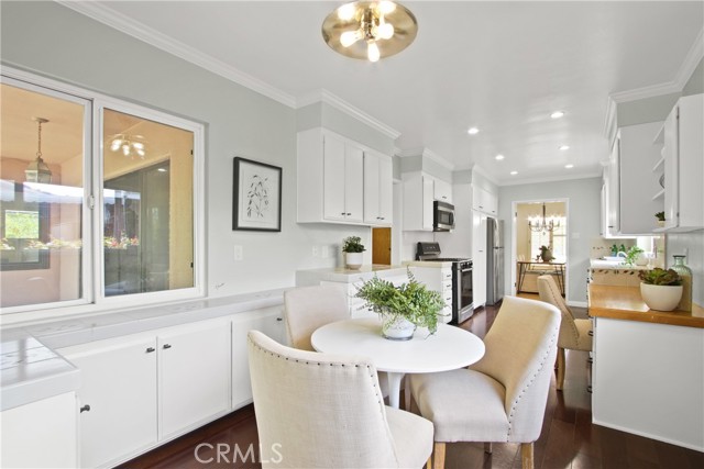 Detail Gallery Image 12 of 34 For 3853 Cedar Ave, Long Beach,  CA 90807 - 2 Beds | 2 Baths