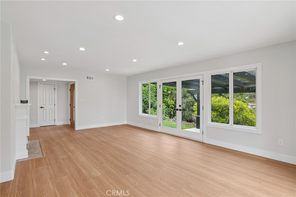 MLS #SR25227428 image #9