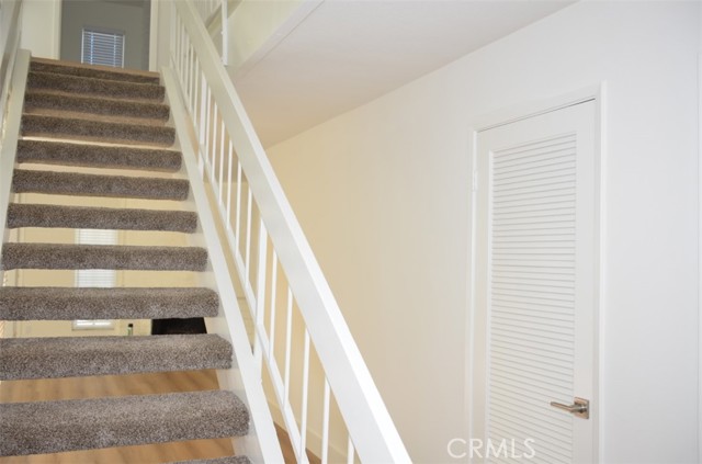 Detail Gallery Image 8 of 39 For 64 Oak Tree Lane, Irvine,  CA 92612 - 4 Beds | 2/1 Baths