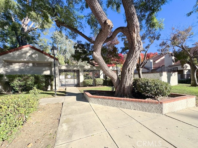 Detail Gallery Image 25 of 28 For 582 via Colinas, Thousand Oaks,  CA 91362 - 2 Beds | 2 Baths