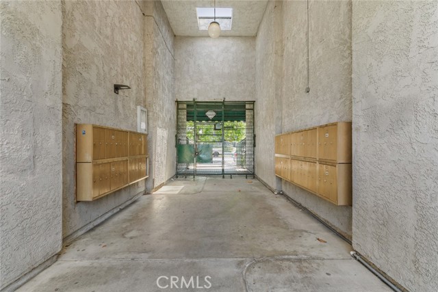 Detail Gallery Image 28 of 29 For 8801 Willis Ave #6,  Panorama City,  CA 91402 - 2 Beds | 1 Baths