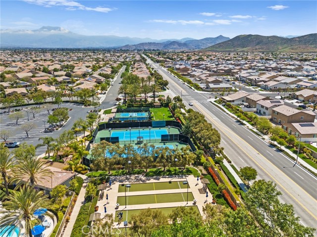 5551 Corte Fiesta, Hemet CA: https://media.crmls.org/medias/7ad3a1a1-906c-4d81-9b62-ff170dc8b83f.jpg