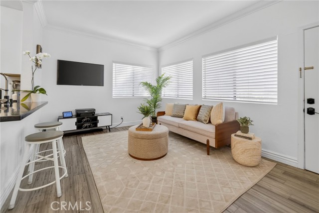 Detail Gallery Image 2 of 36 For 158 Maegan #9,  Thousand Oaks,  CA 91362 - 3 Beds | 2/1 Baths