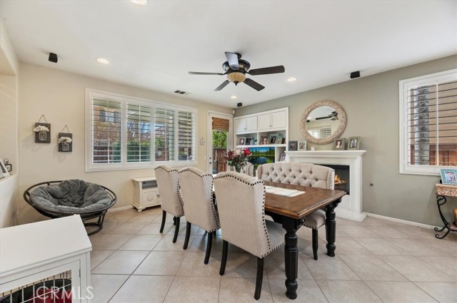 Detail Gallery Image 11 of 46 For 4795 Shasta Blue, Hemet,  CA 92545 - 5 Beds | 3 Baths